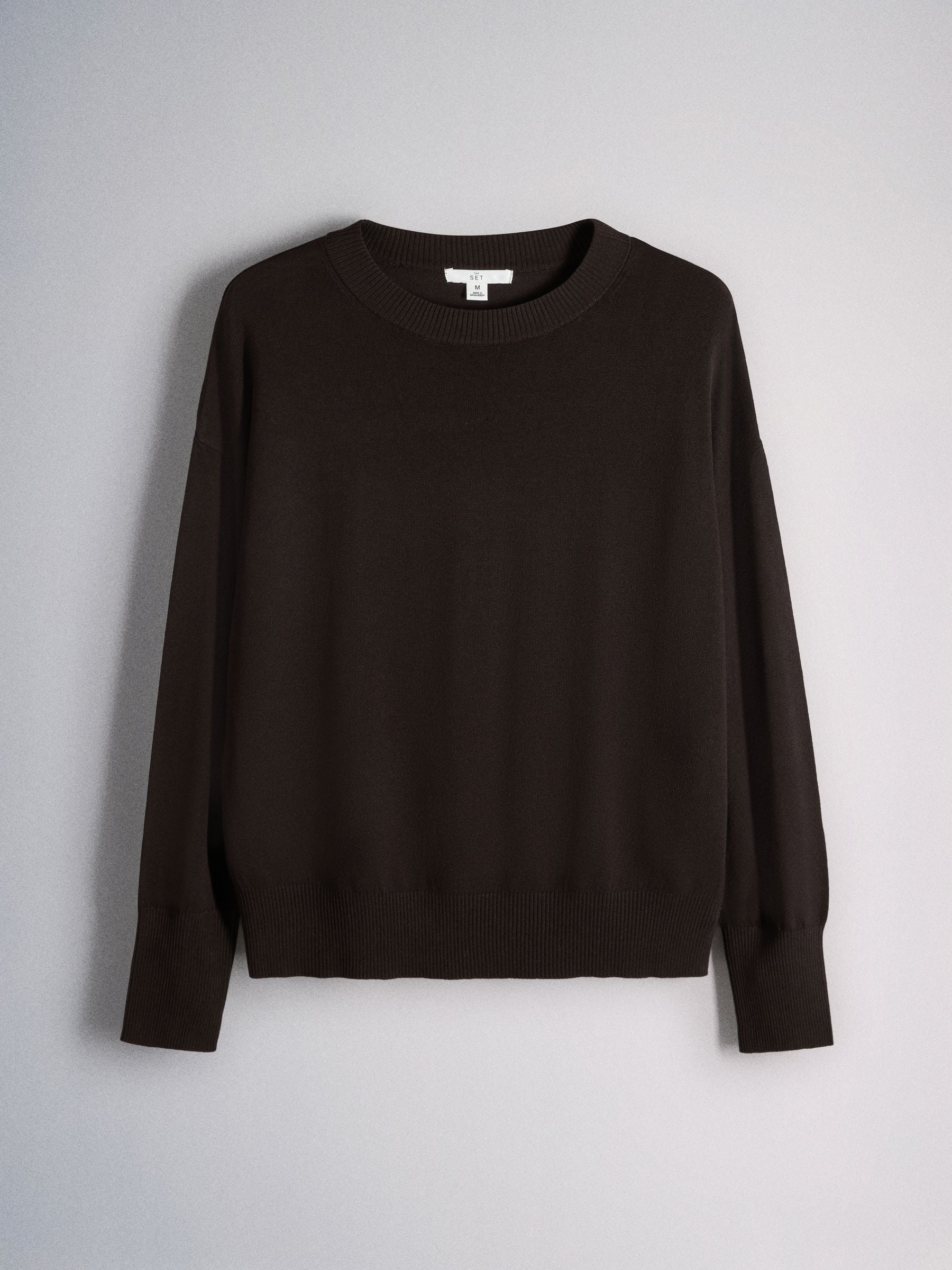 The Set Fine Knitted Crew Neck Jumpers - Red/Light Brown/Chocolate Brown - 3 Pack - SIP Still Life