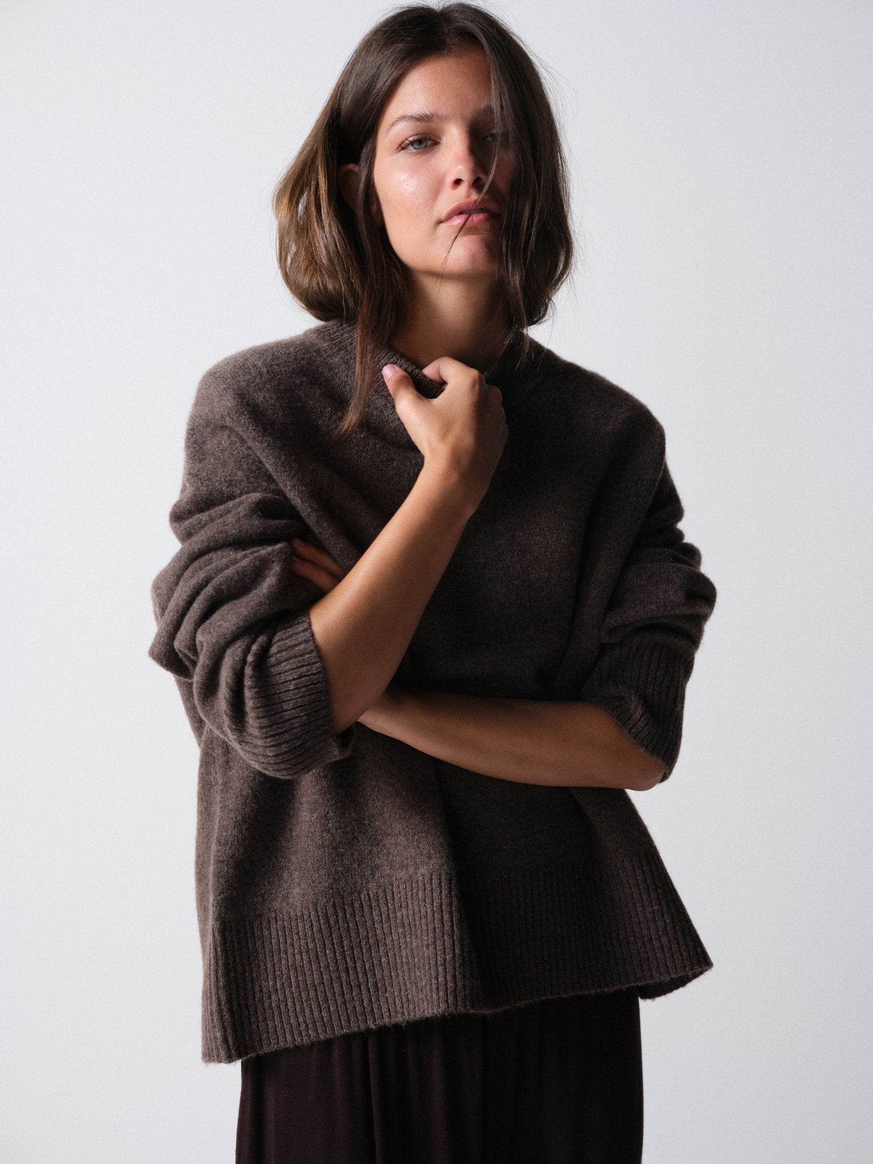 The Set 3 Pack Crew Neck Jumpers - Cream/Taupe Brown/Chocolate Brown - Regular - SIP Still Life