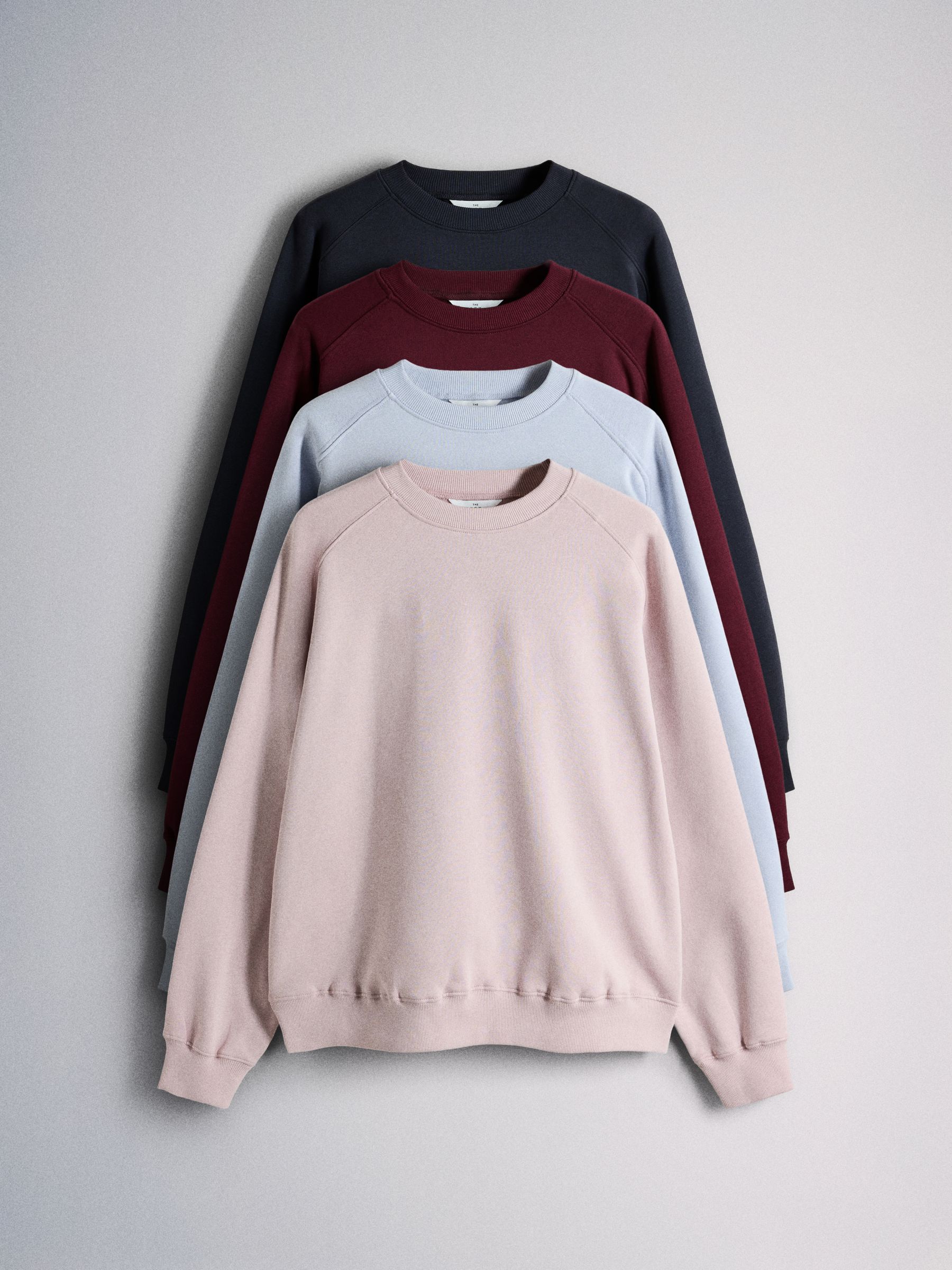 The Set 4 Pack Saddle Sleeve Crew Neck Sweatshirts - Light Blue/Berry/Light Pink/Navy - Regular - SIP Still Life
