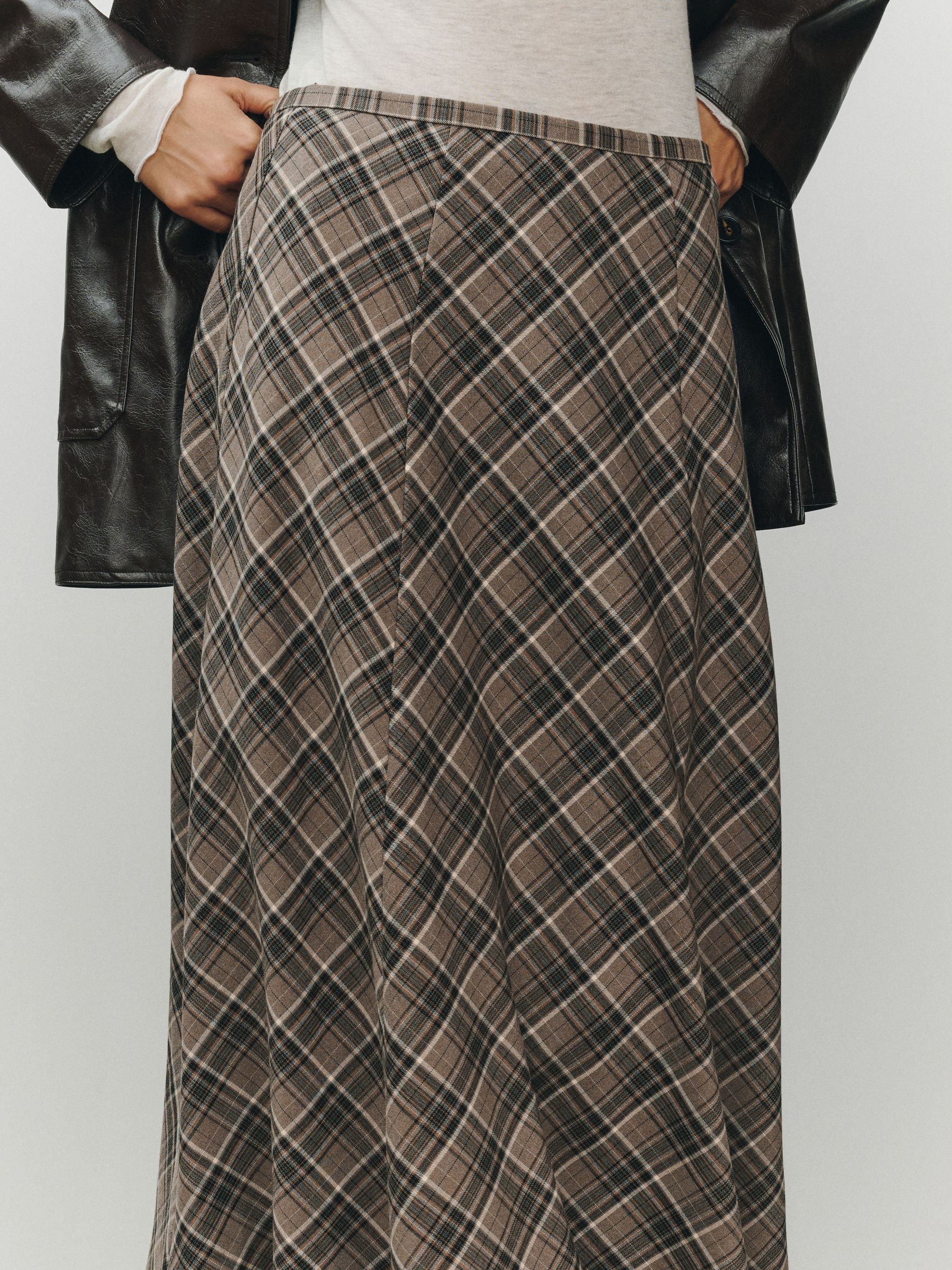 Check Midi Skirt - Mink Brown - Regular - SIP Worn