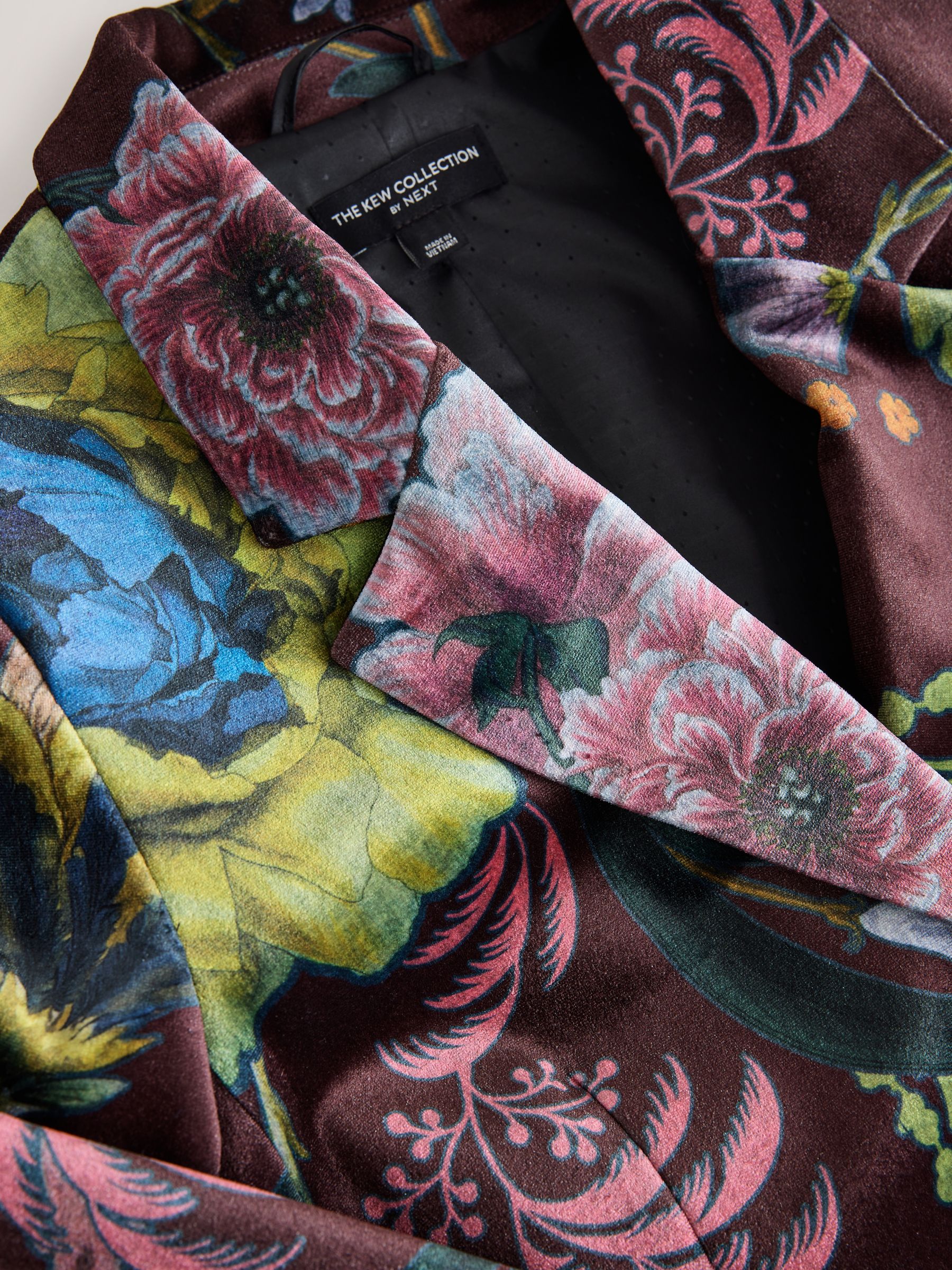 Velvet Single Breasted Blazer - Print - Regular - SIP Still Life
