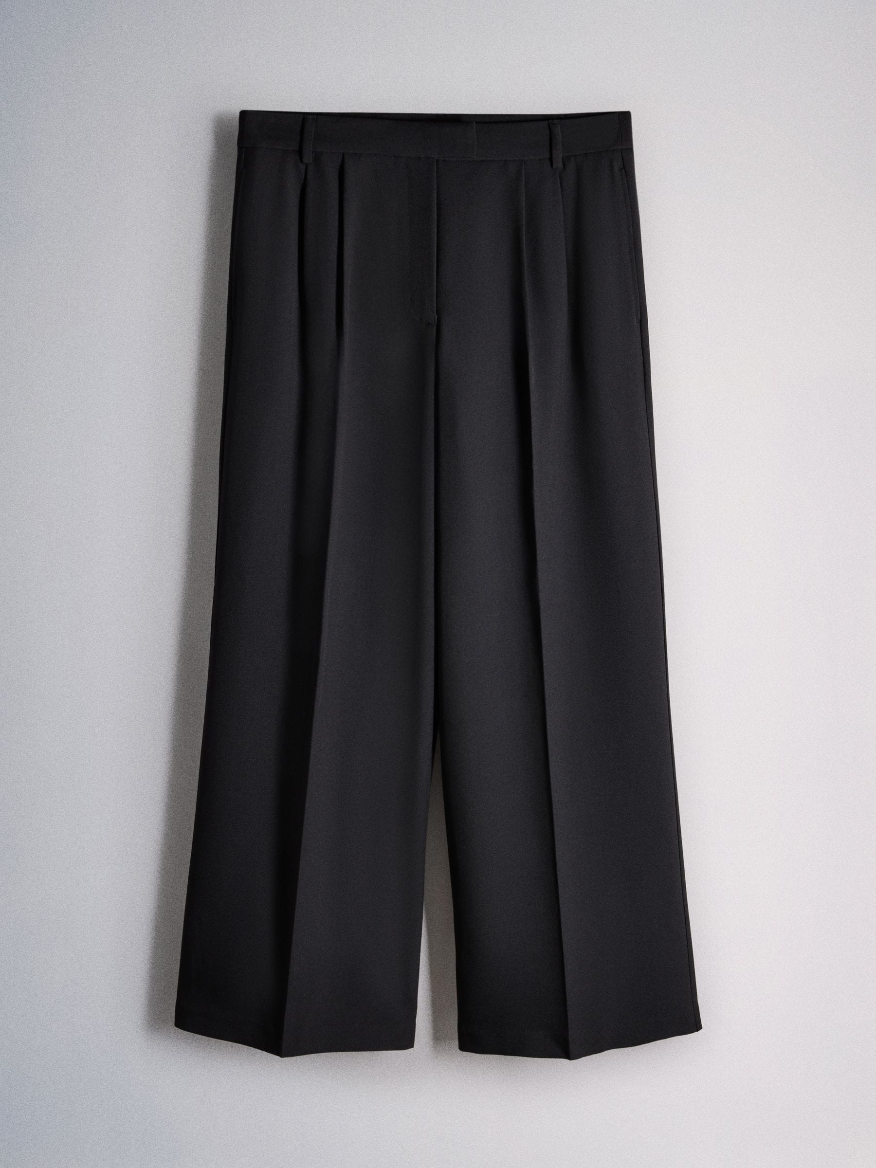 The Set 2 Pack Formal Wide Leg Trousers - Black/Mid Grey - Regular - SIP Still Life