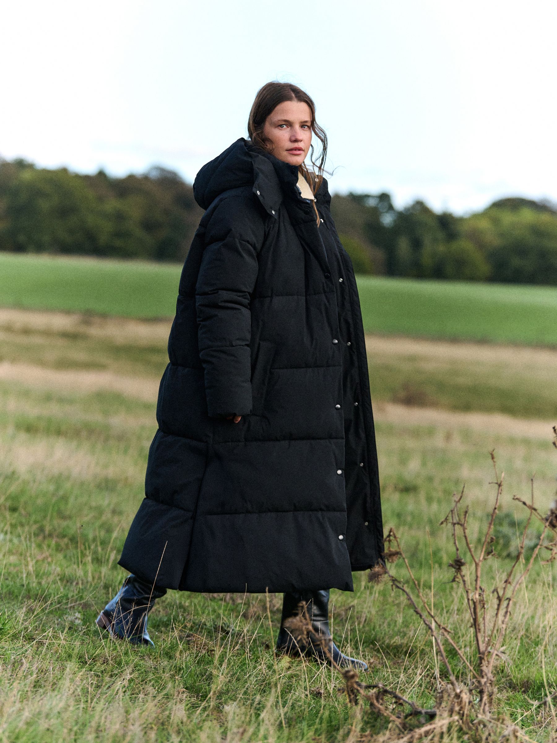 The Set Showerproof Padded Maxi Coat - Black - Regular - Location Worn