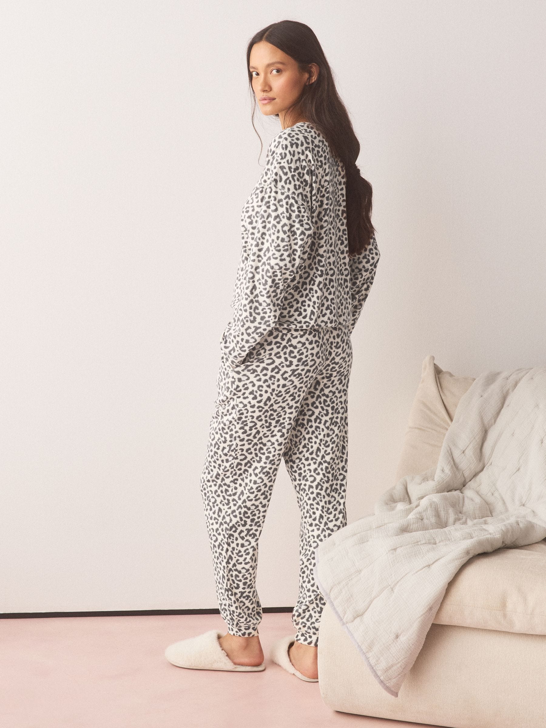 Cosy Long Sleeve Pyjamas Set - Grey Animal - Regular - SIP Worn