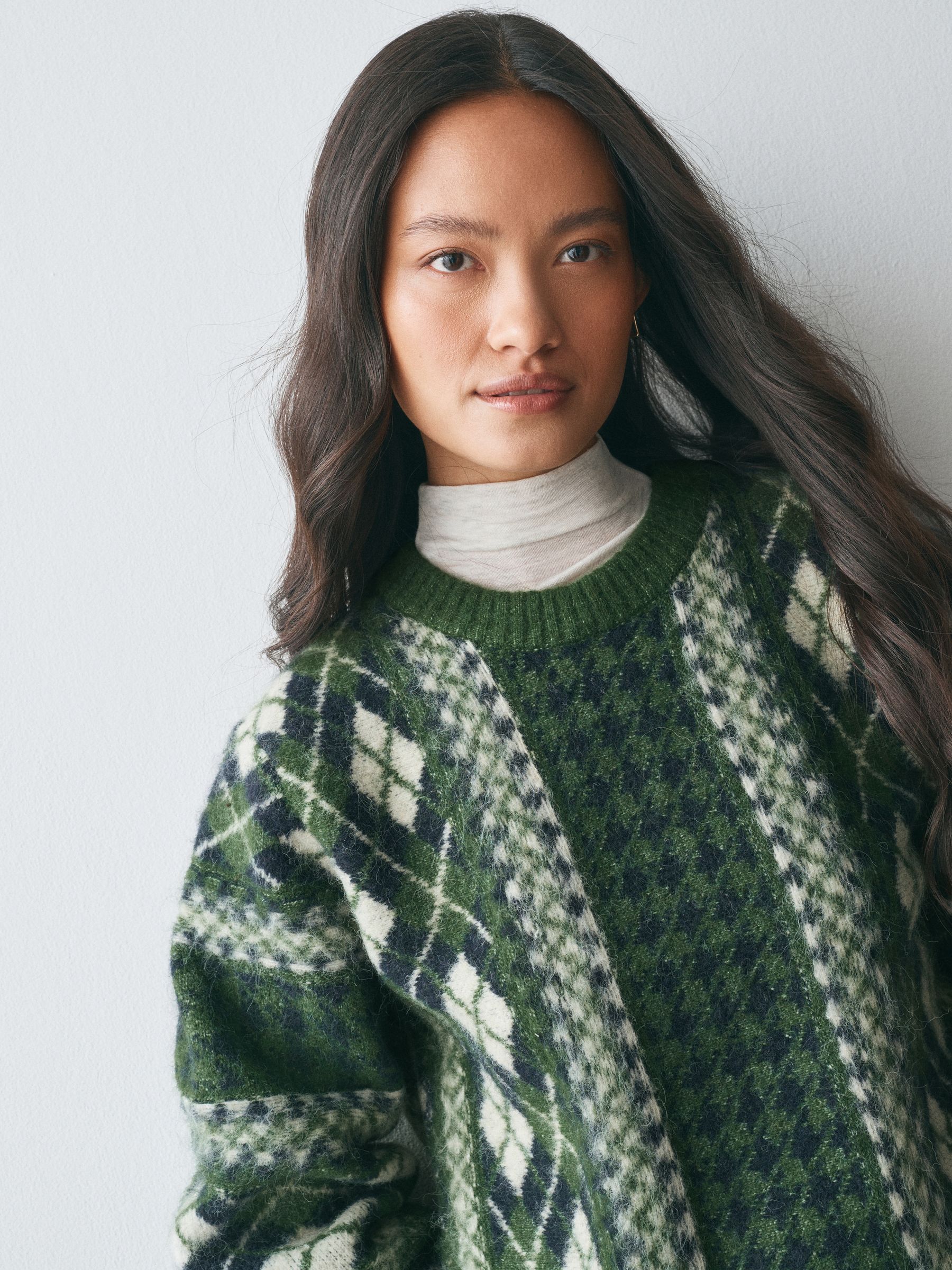 Long Sleeve Crew Neck Knitted Jumper With Wool - Green Argyle - Regular - SIP Worn