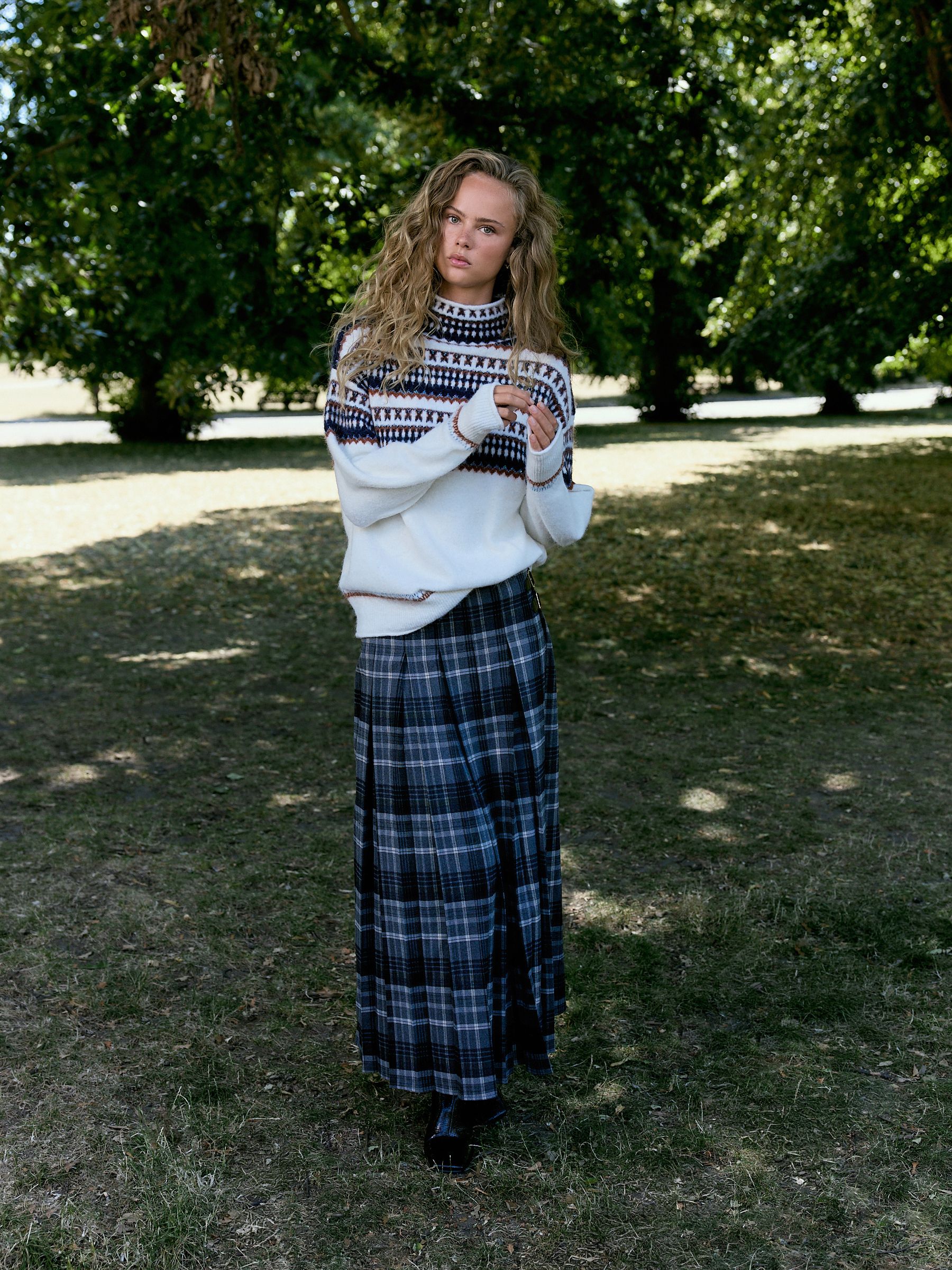 N. Premium Kilt Midi Skirt - Grey/Blue Check - Regular - Location Worn