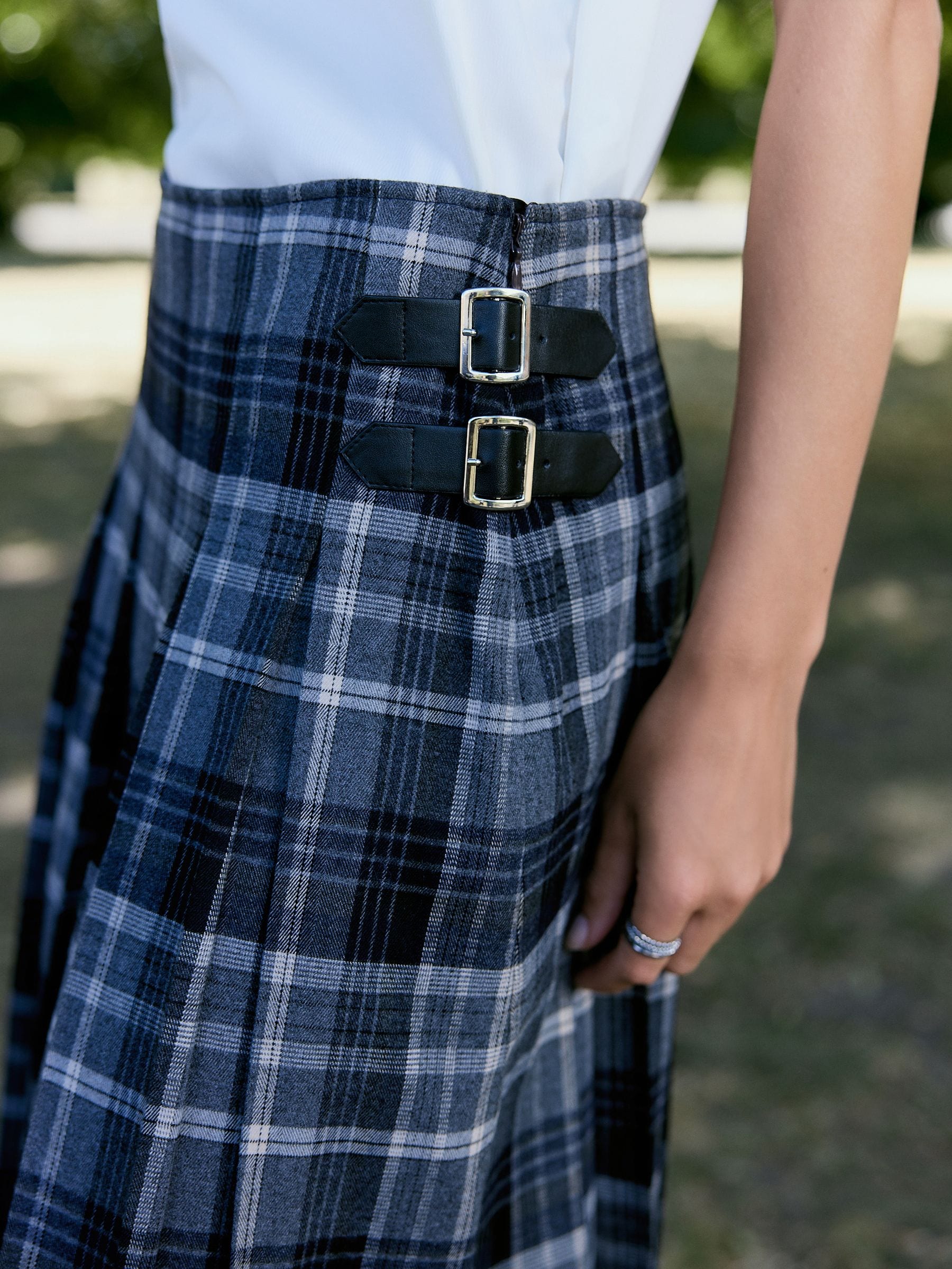 N. Premium Kilt Midi Skirt - Grey/Blue Check - Regular - Location Worn