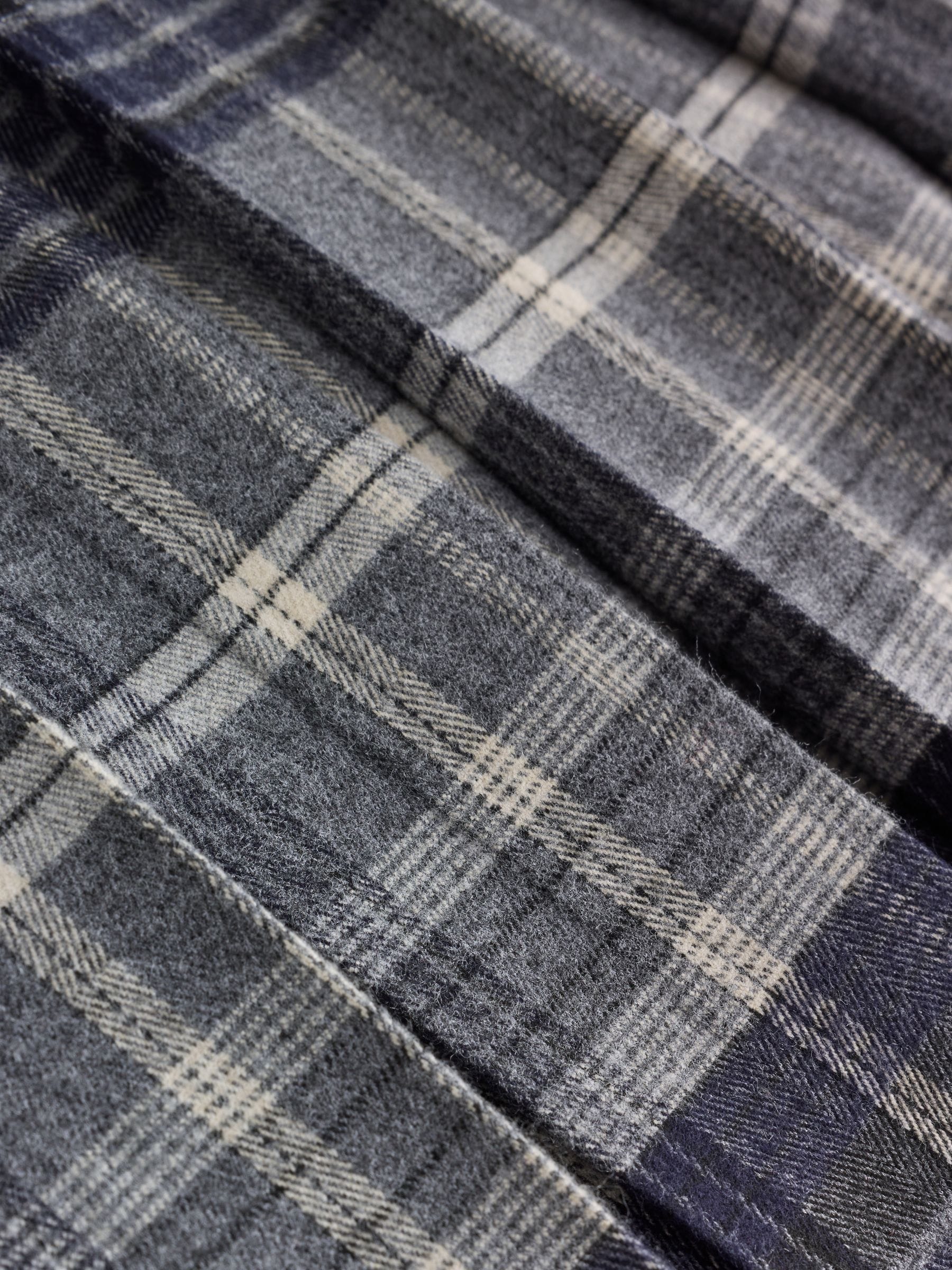 N. Premium Kilt Midi Skirt - Grey/Blue Check - Regular - SIP Still Life