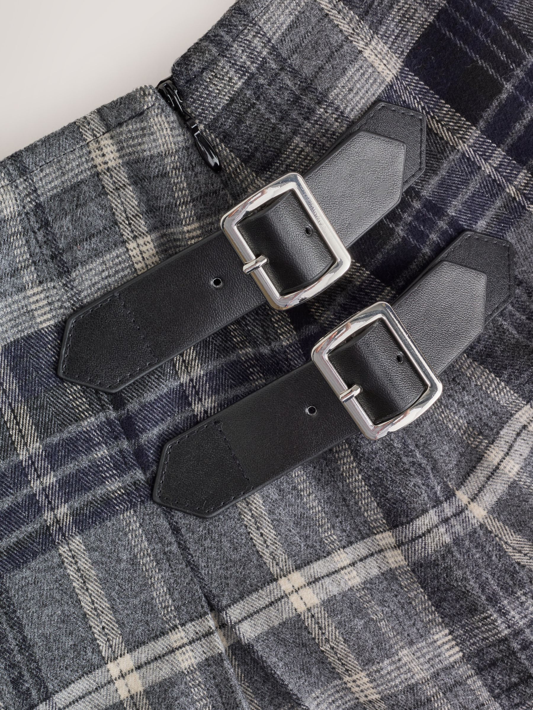 N. Premium Kilt Midi Skirt - Grey/Blue Check - Regular - SIP Still Life