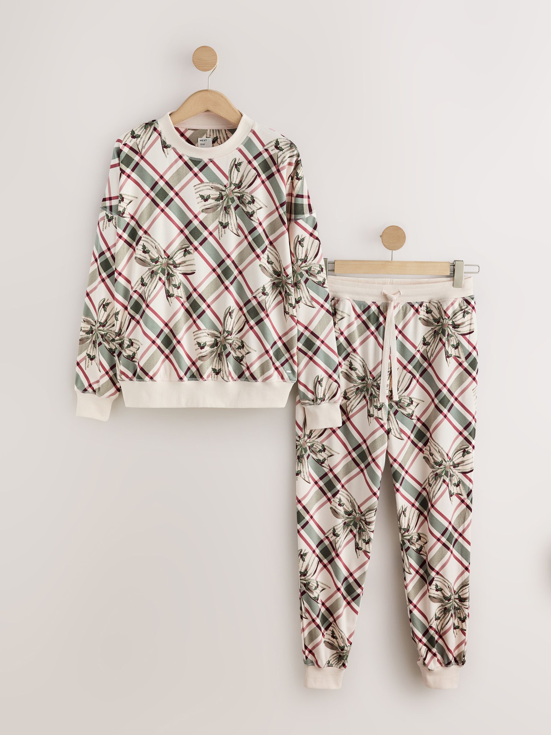 Cosy Long Sleeve Pyjamas Set - Oatmeal Argyle Bows - Regular - SIP Still Life