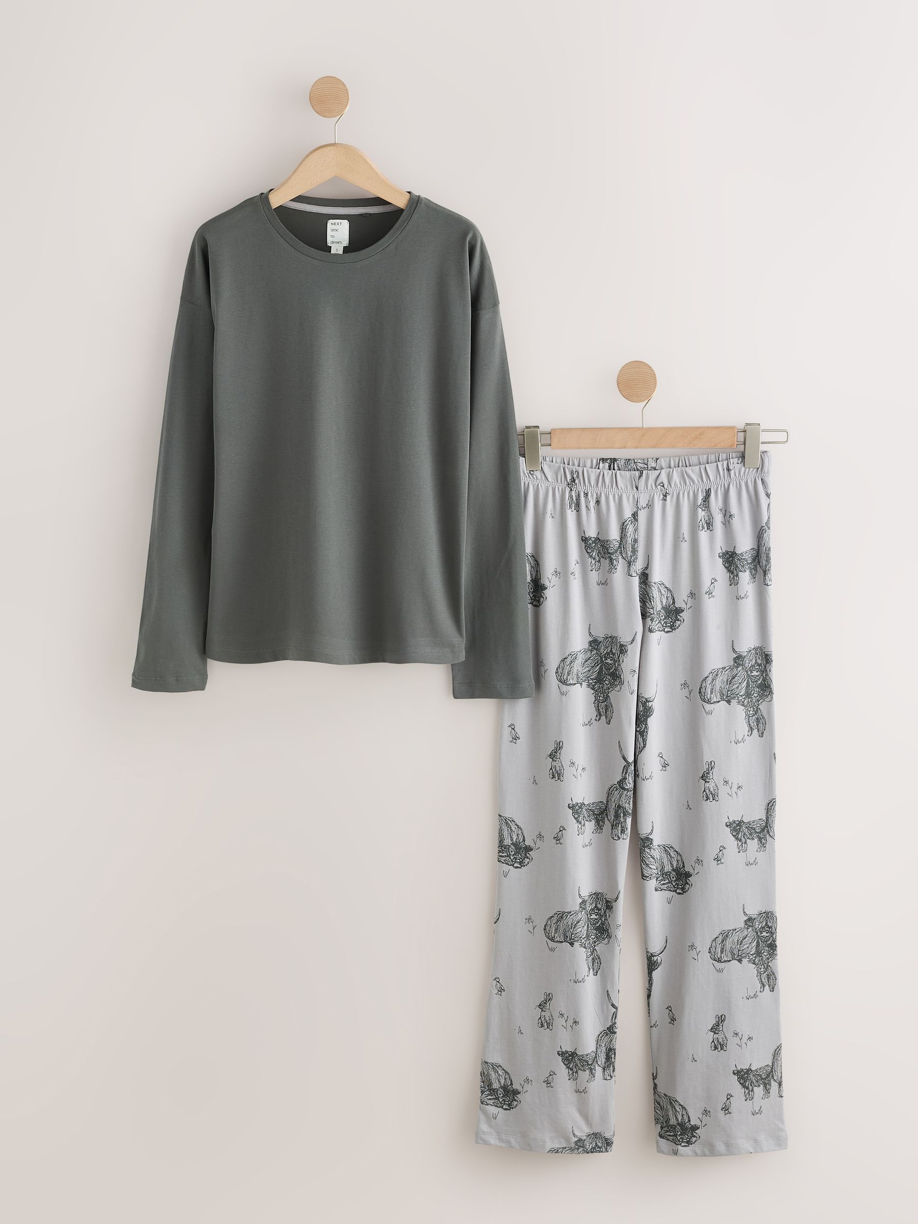 Long Sleeve Pyjamas - Charcoal Grey Hamish The Highland Cow - Regular - SIP Still Life