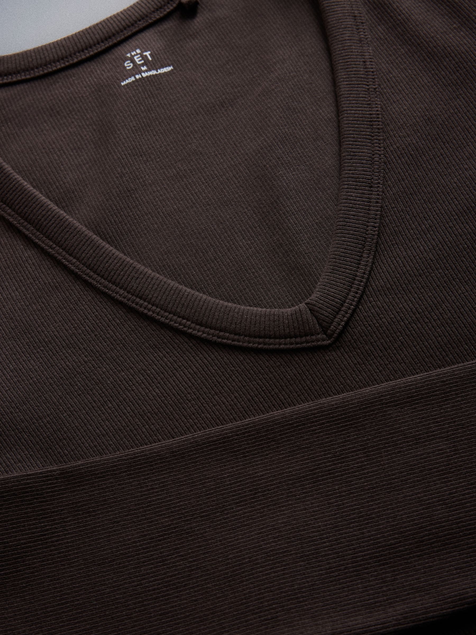The Set 3 Pack V-Neck Long Sleeve Ribbed T-Shirts - Brown/Neutra/White - Regular - SIP Still Life