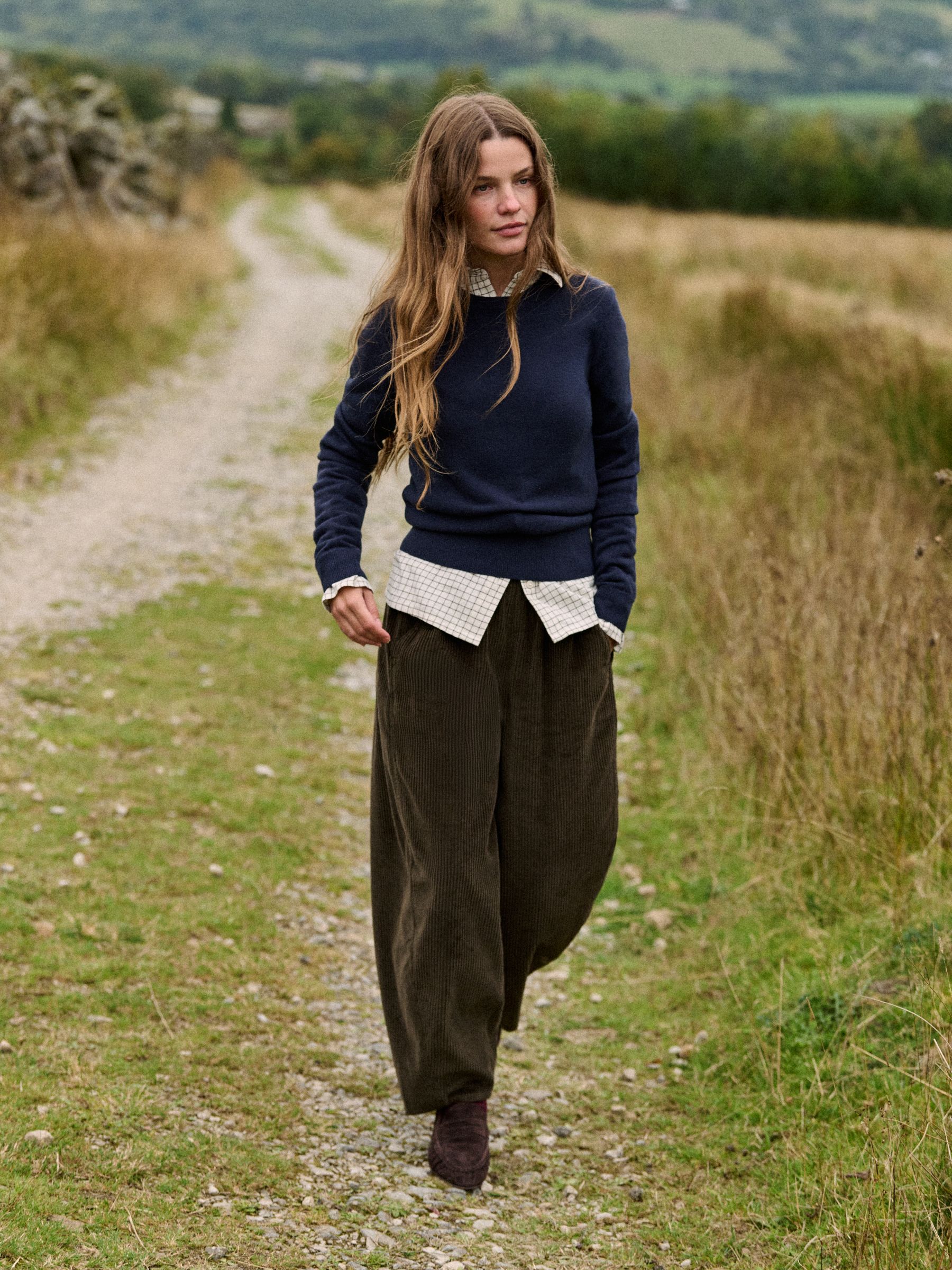 The Set 2 Pack Corduroy Barrel Trousers - Khaki/Brown - Regular - Location Worn
