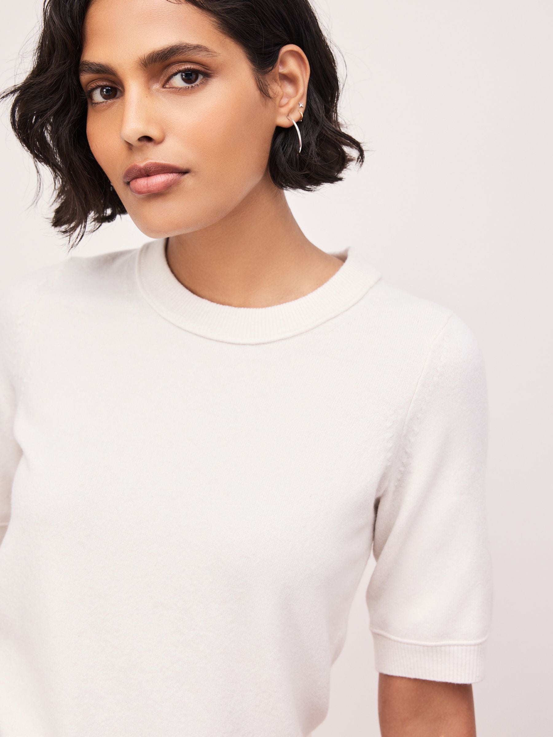 Supersoft Short Sleeve Knitted T-Shirt - Ecru - Regular - Location Worn