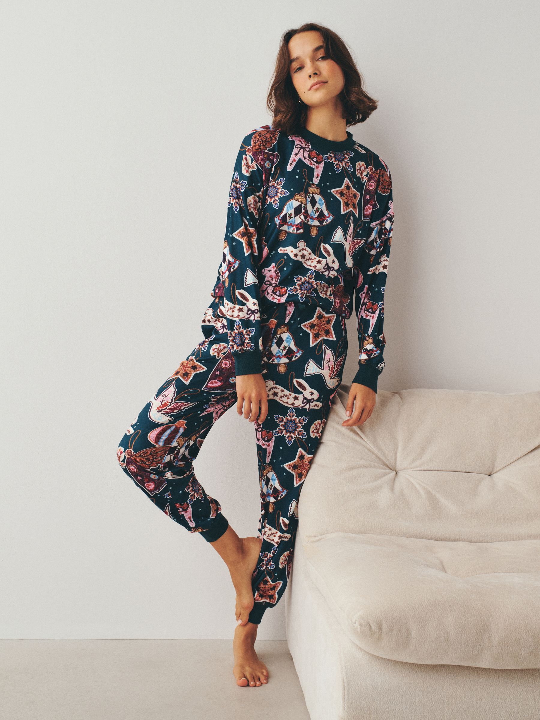 Cosy Long Sleeve Pyjamas Set - Green Beaded Baubles - Regular - SIP Worn