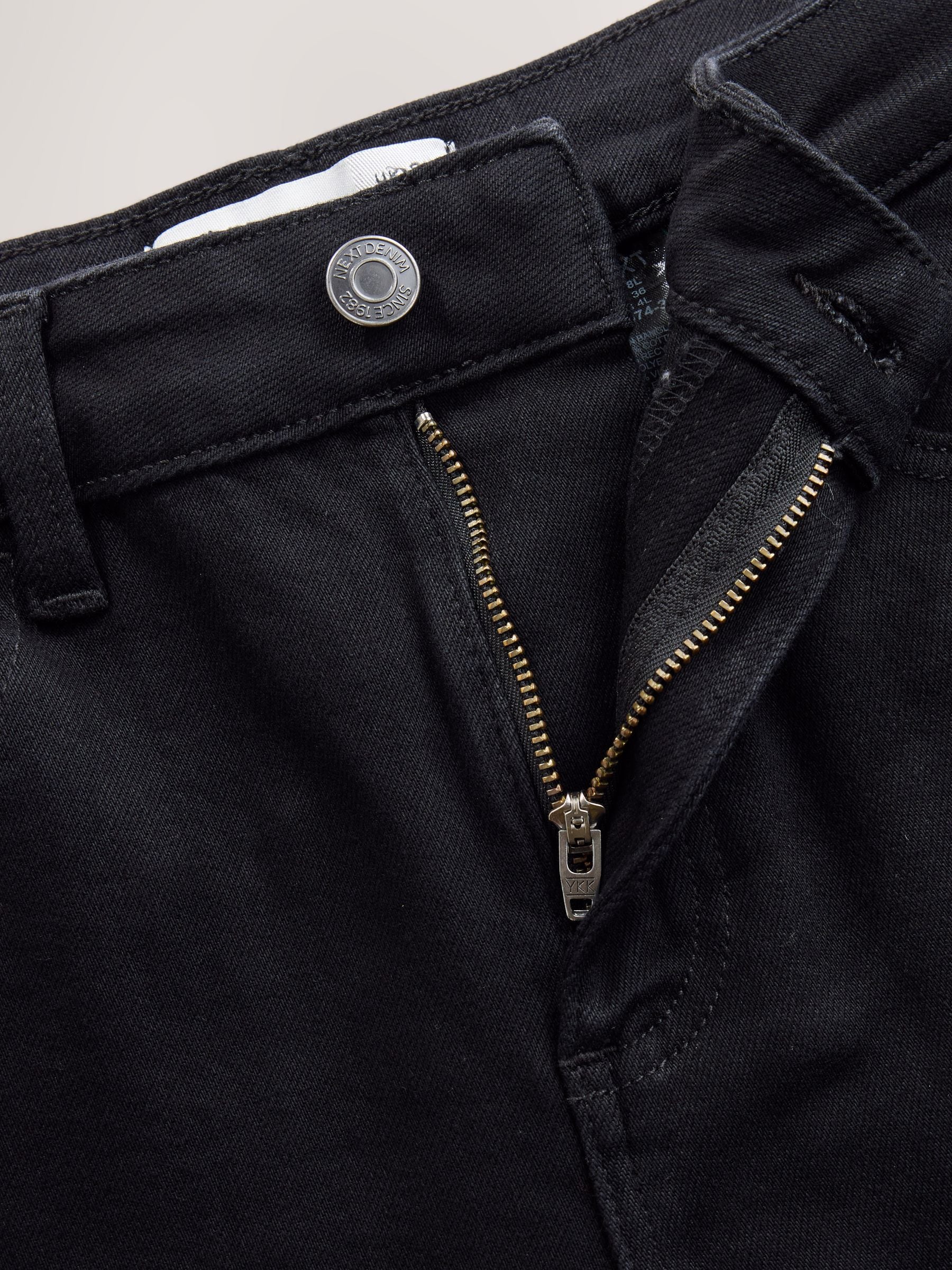 Mid Rise Super soft Stretch Skinny Jeans - Black - Regular - SIP Still Life
