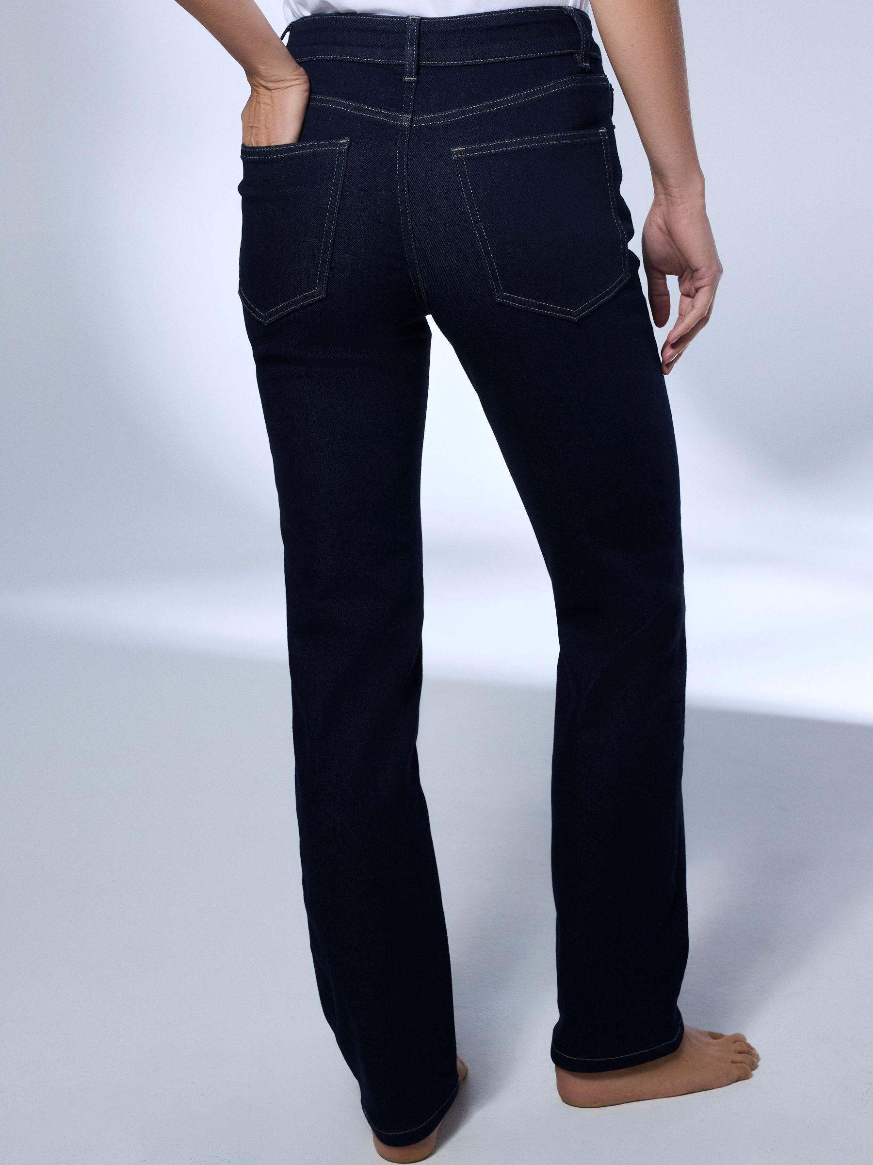 Mid Rise Super Soft Stretch Slim Jeans - Indigo Rinse Blue - Regular - Location Worn
