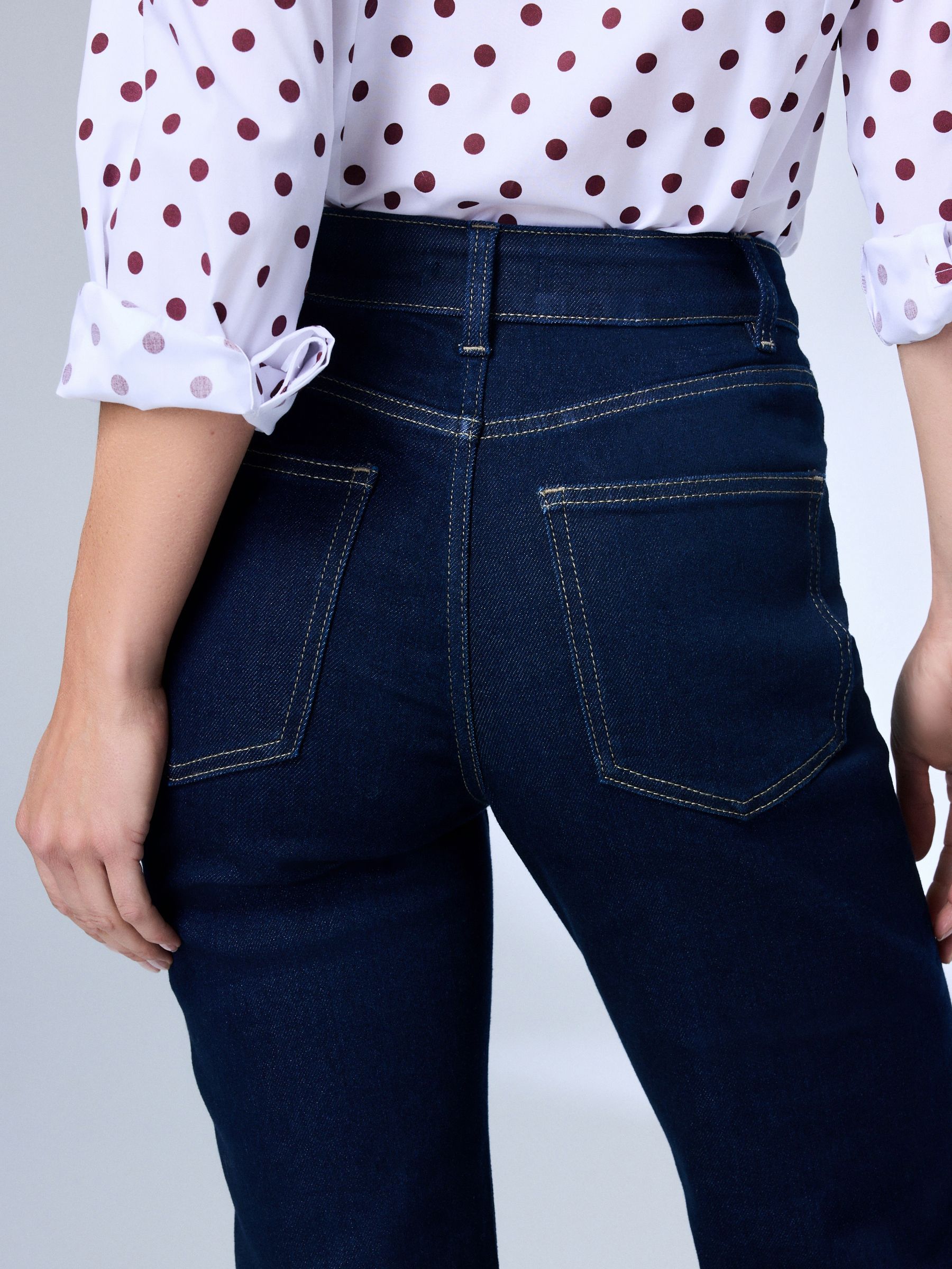 Mid Rise Super Soft Stretch Bootcut Jeans - Indigo Rinse Blue - Regular - Location Worn