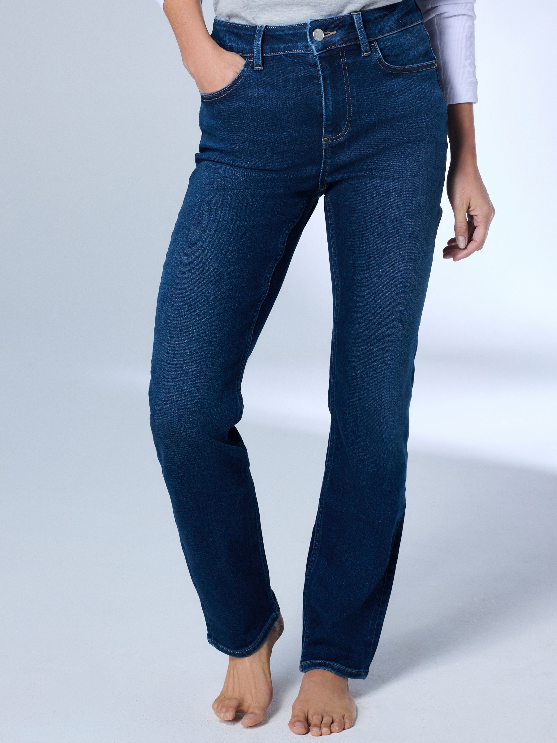 Mid Rise Super Soft Stretch Slim Jeans - Dark Blue - Regular - Location Worn
