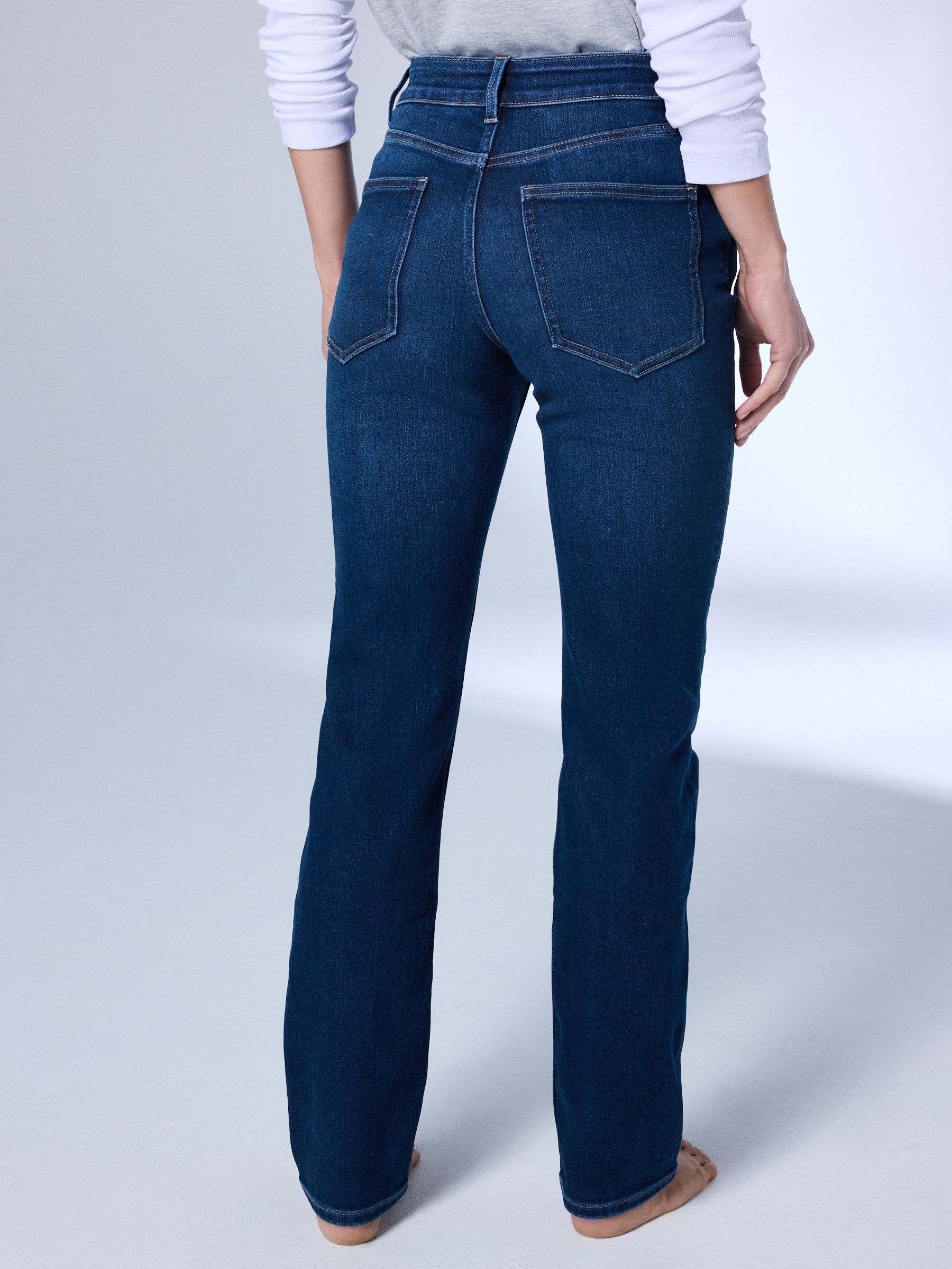 Mid Rise Super Soft Stretch Slim Jeans - Dark Blue - Regular - Location Worn