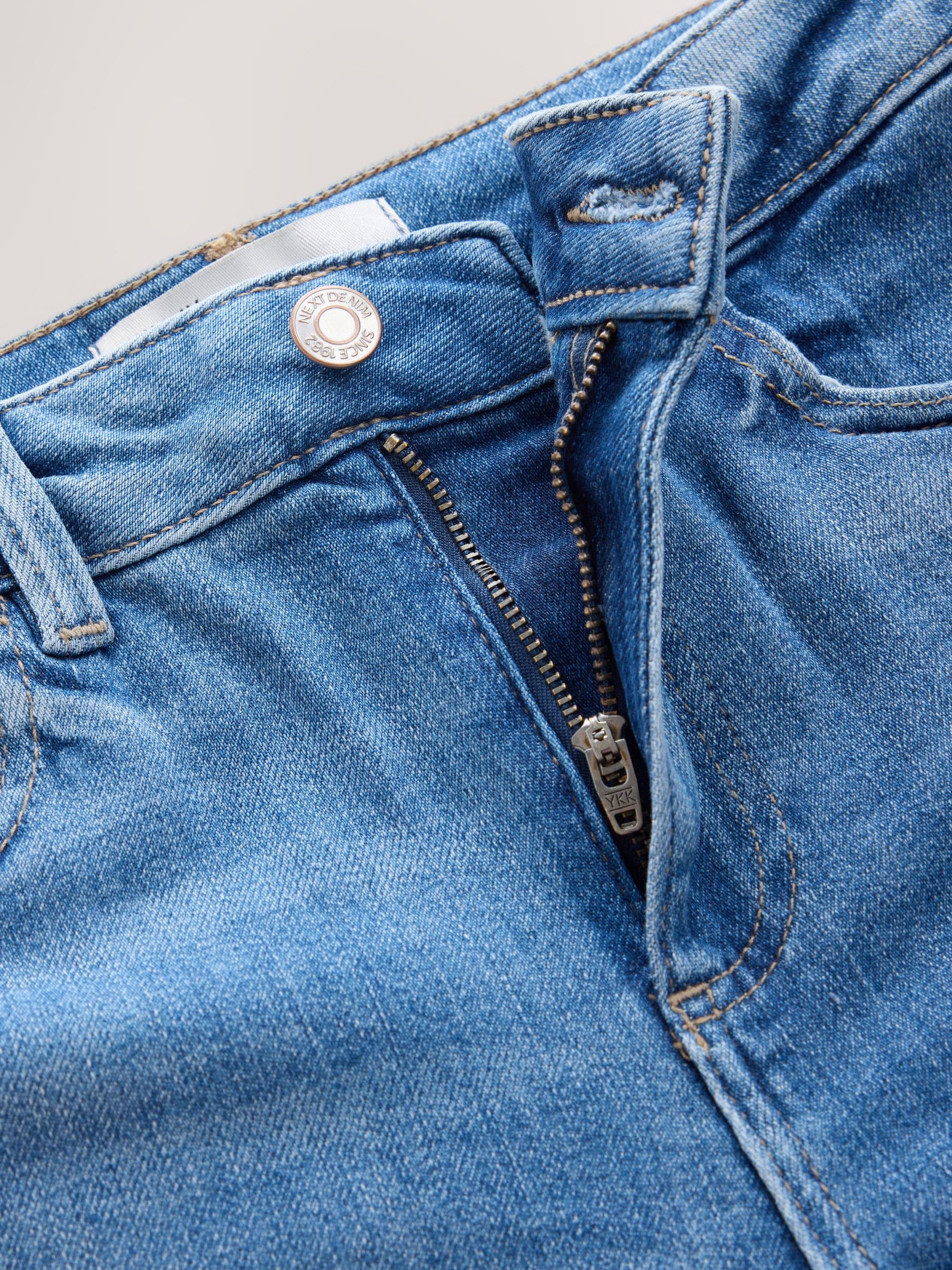 Mid Rise Super soft Stretch Skinny Jeans - Mid Blue - Regular - SIP Still Life