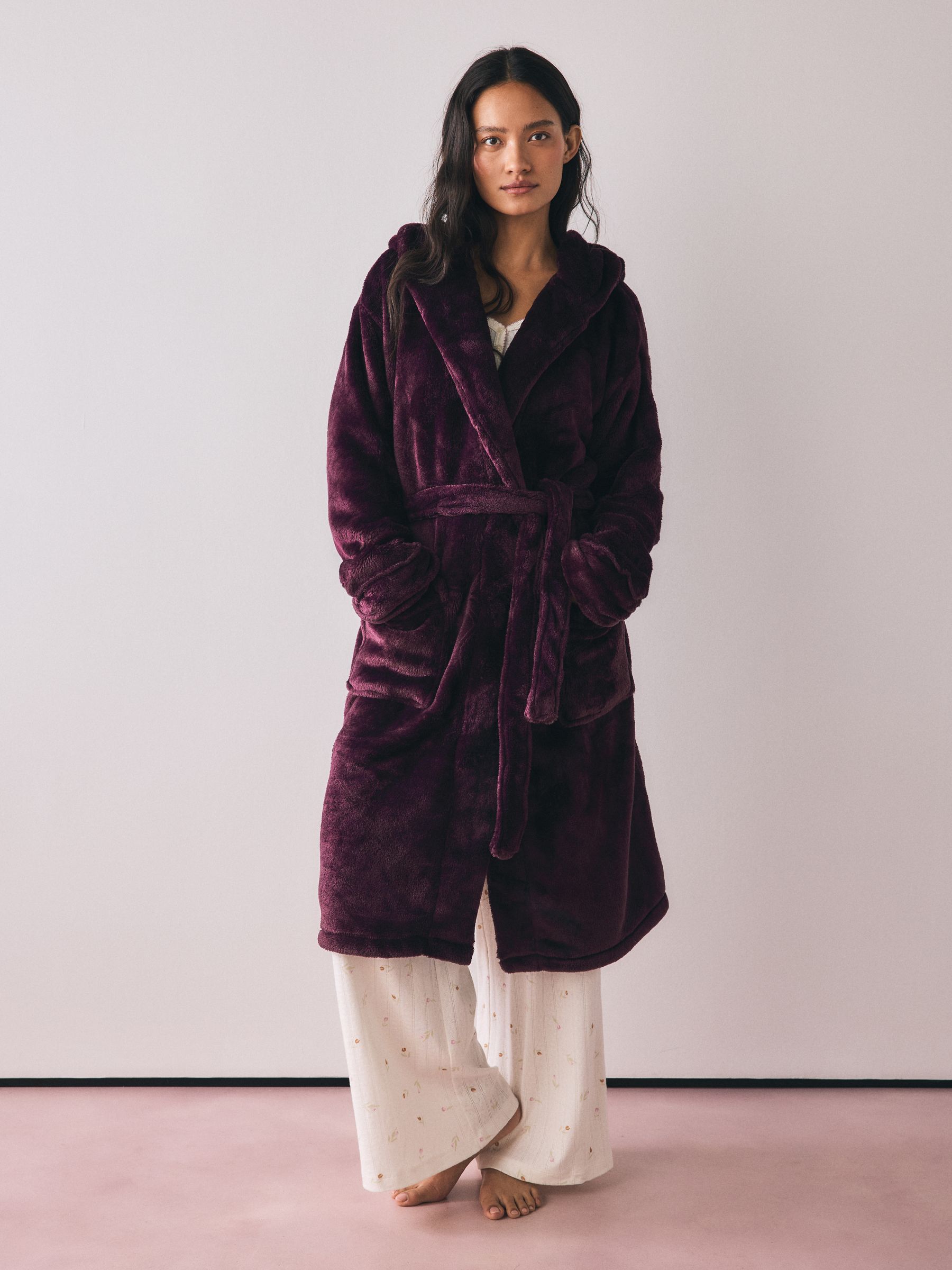 Snow Dressing Gown - Burgundy Red - Regular - SIP Worn