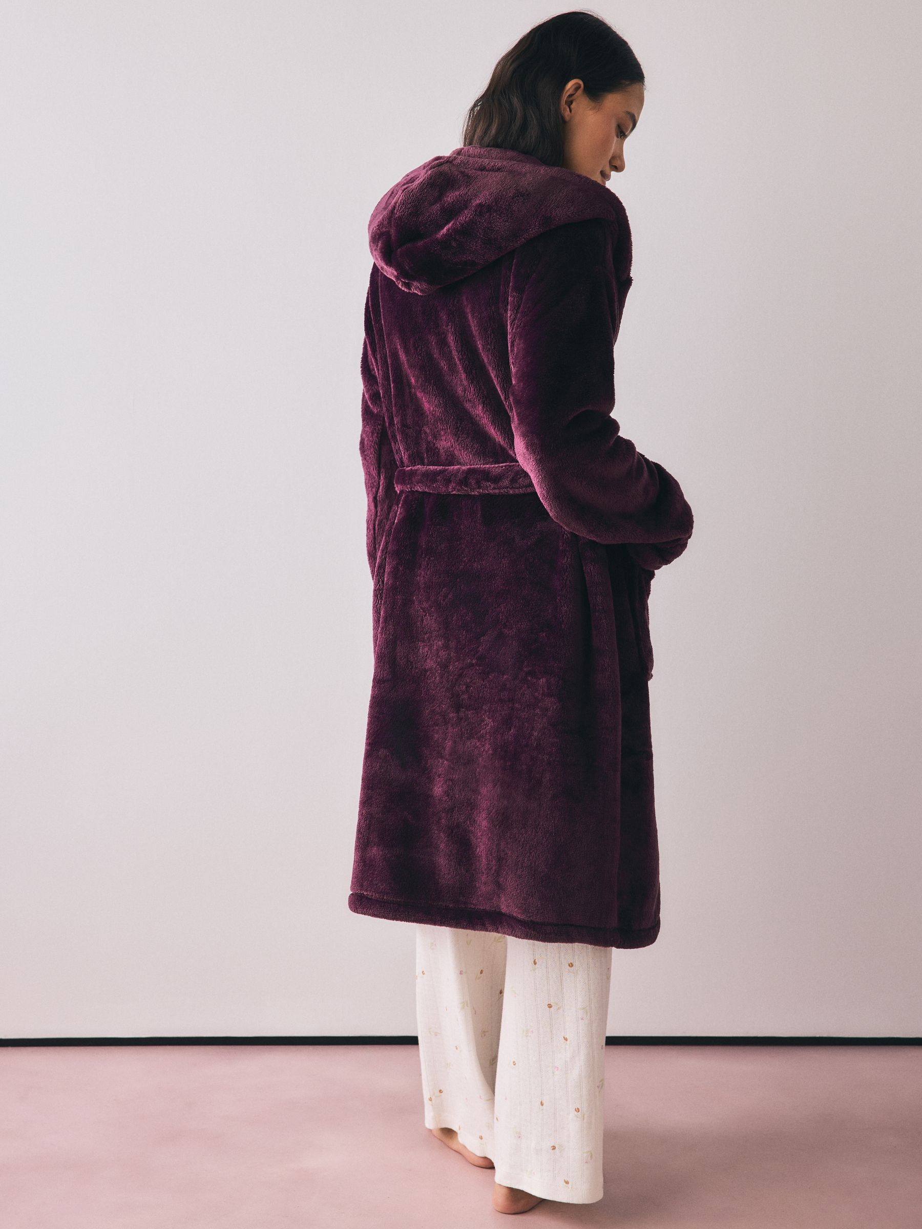 Snow Dressing Gown - Burgundy Red - Regular - SIP Worn