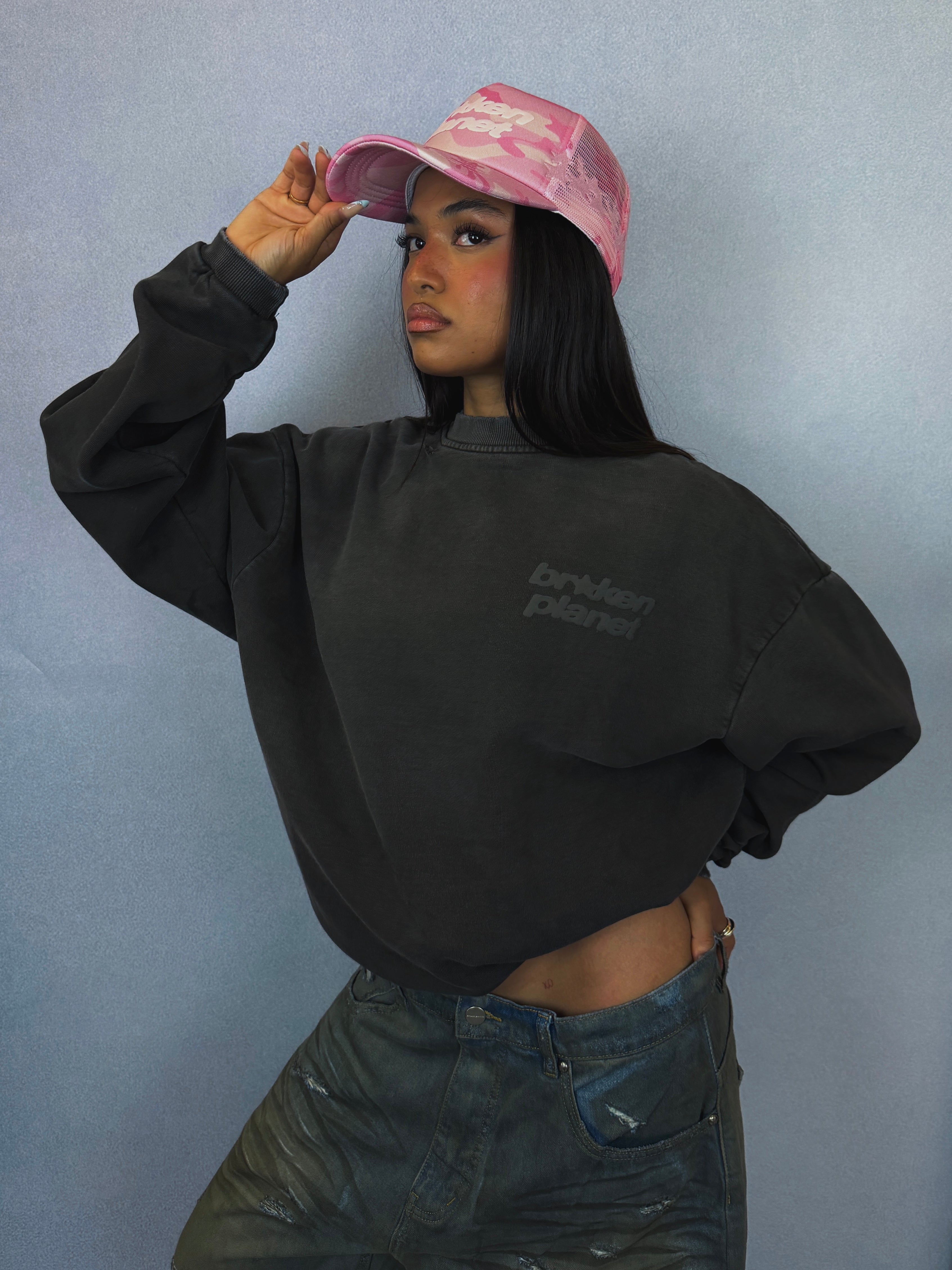 Star Logo Sunfaded Crewneck - Soot Black - 4