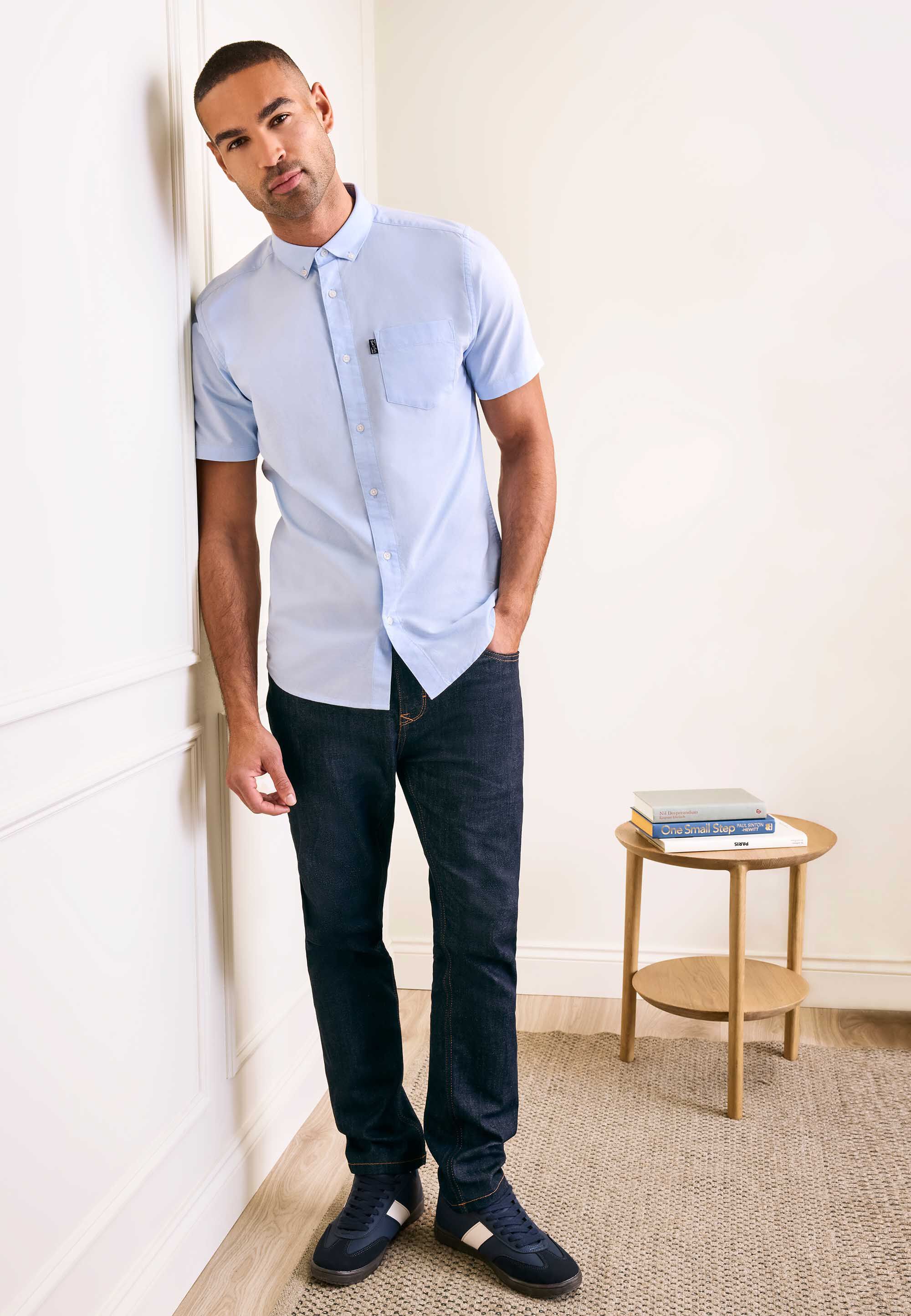 Mens Blue Cotton Oxford Short Sleeve Shirt