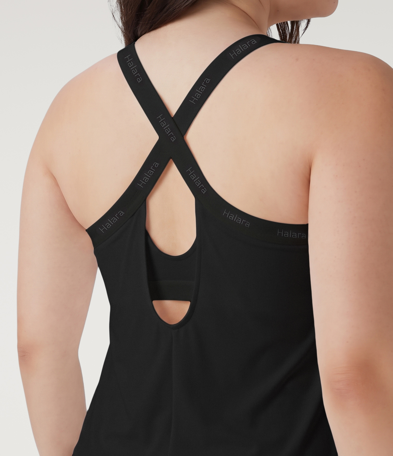 Plus Size U Neck Built-in Bra Curved Hem InstantCool Yoga Tank Top-UPF50+