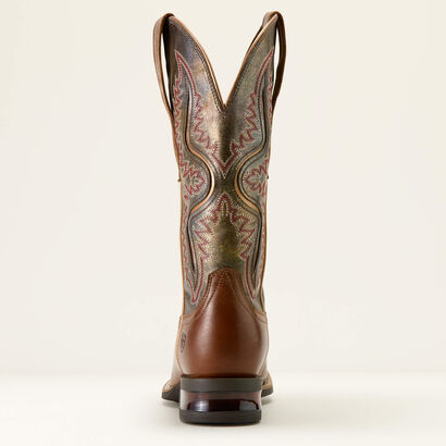 Captivate Wide Square Toe Western Boot Heel