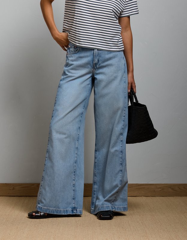 AE77 Premium Super Wide Jean - Light Wash