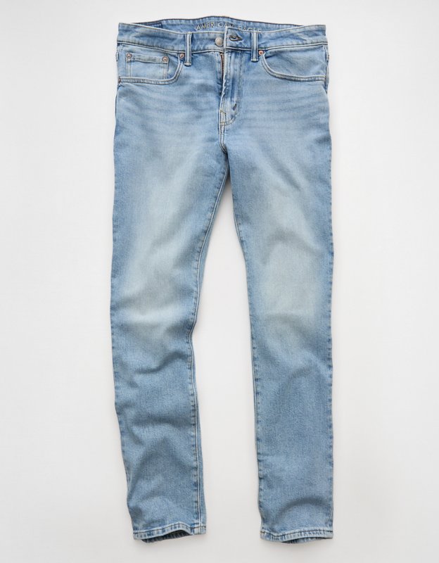 AE Slim Jean - Light Wash