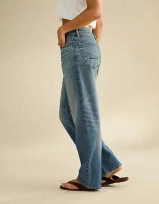 AE Low-Rise Baggy Straight Jean - Tinted Medium