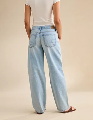 AE Low-Rise Baggy Barrel Jean - Light Wash