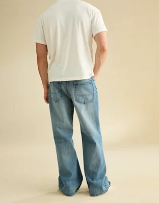 AE Baggy Bootcut Jean - Light Wash