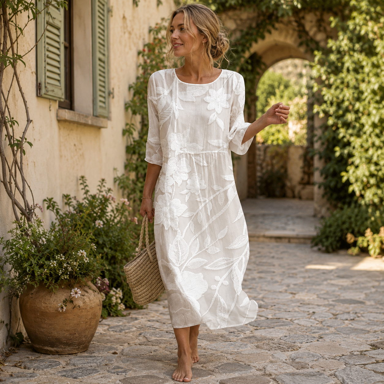 Summer Magic to Wear - Airy Maxi Dress for Stylish Feel-Good Moments