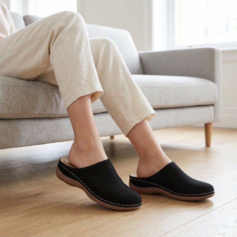 👡 Mules à semelle compensée perforées pour femme – Confortables, chics et faciles à enfiler 🌿