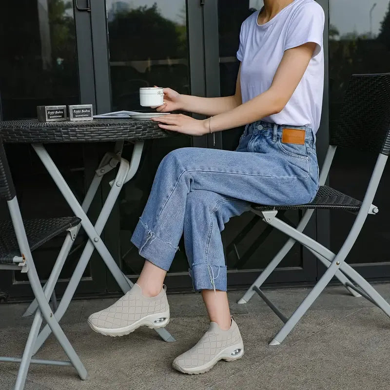 🔥 Dernier jour de promotion : -70 % sur les chaussures de marche ergonomiques pour femmes 🔥