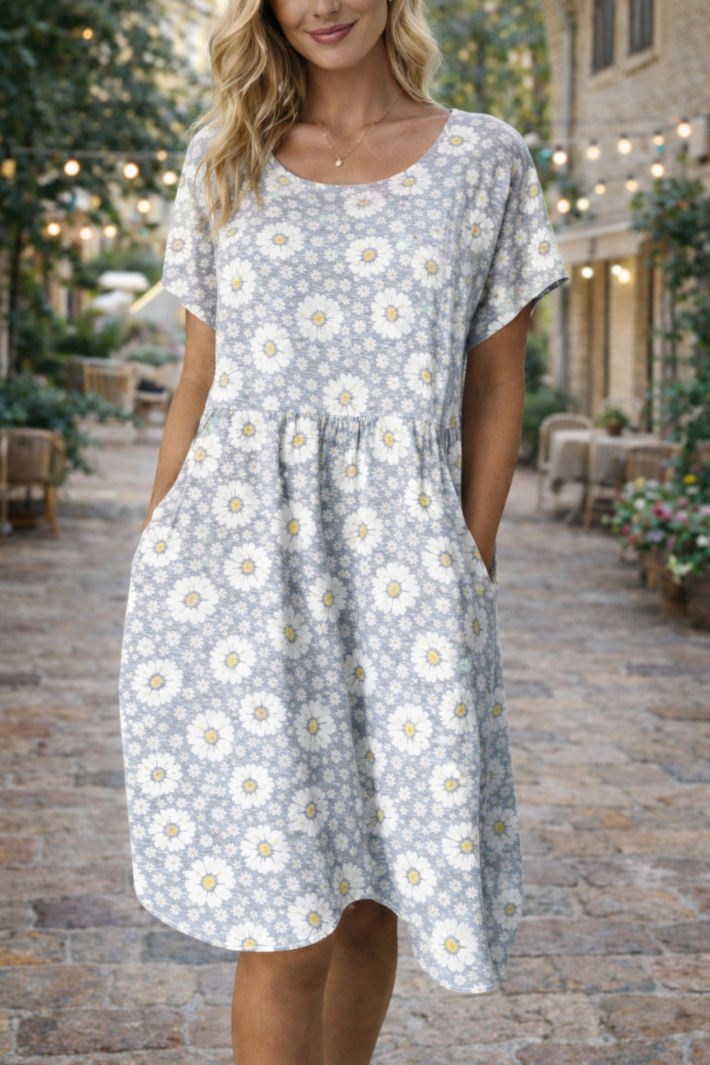 Sommerkleid aus Baumwollmischgewebe mit Blumenmuster von Andrea Serena