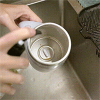 50% Off – Say goodbye to lumps and cold sips! The cup that mixes your drink for you.