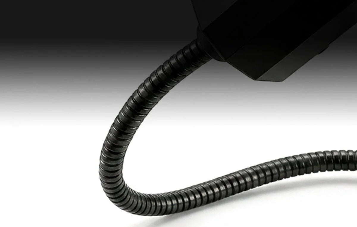 Flexible metal hose detail