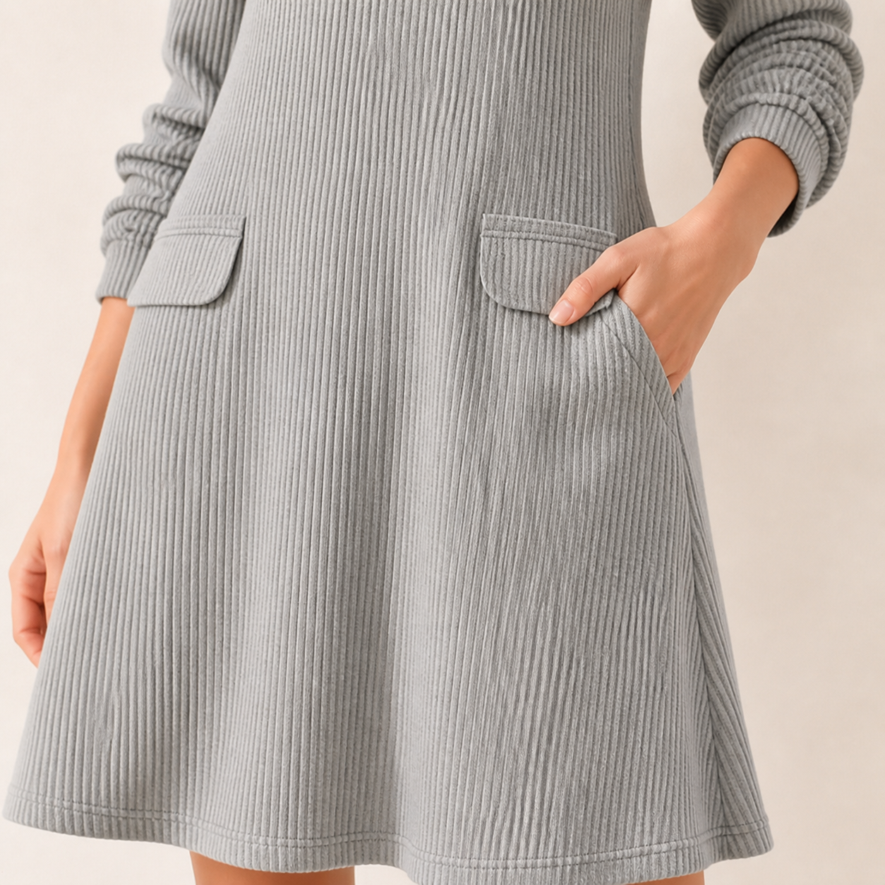 Ribbed knit pockets and cuff detail