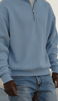 Light blue waffle fabric and half-zip detail