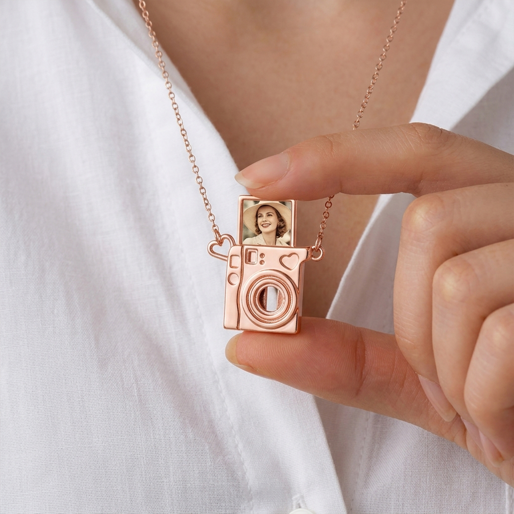 Personalized Instant camera with Photo Necklace
