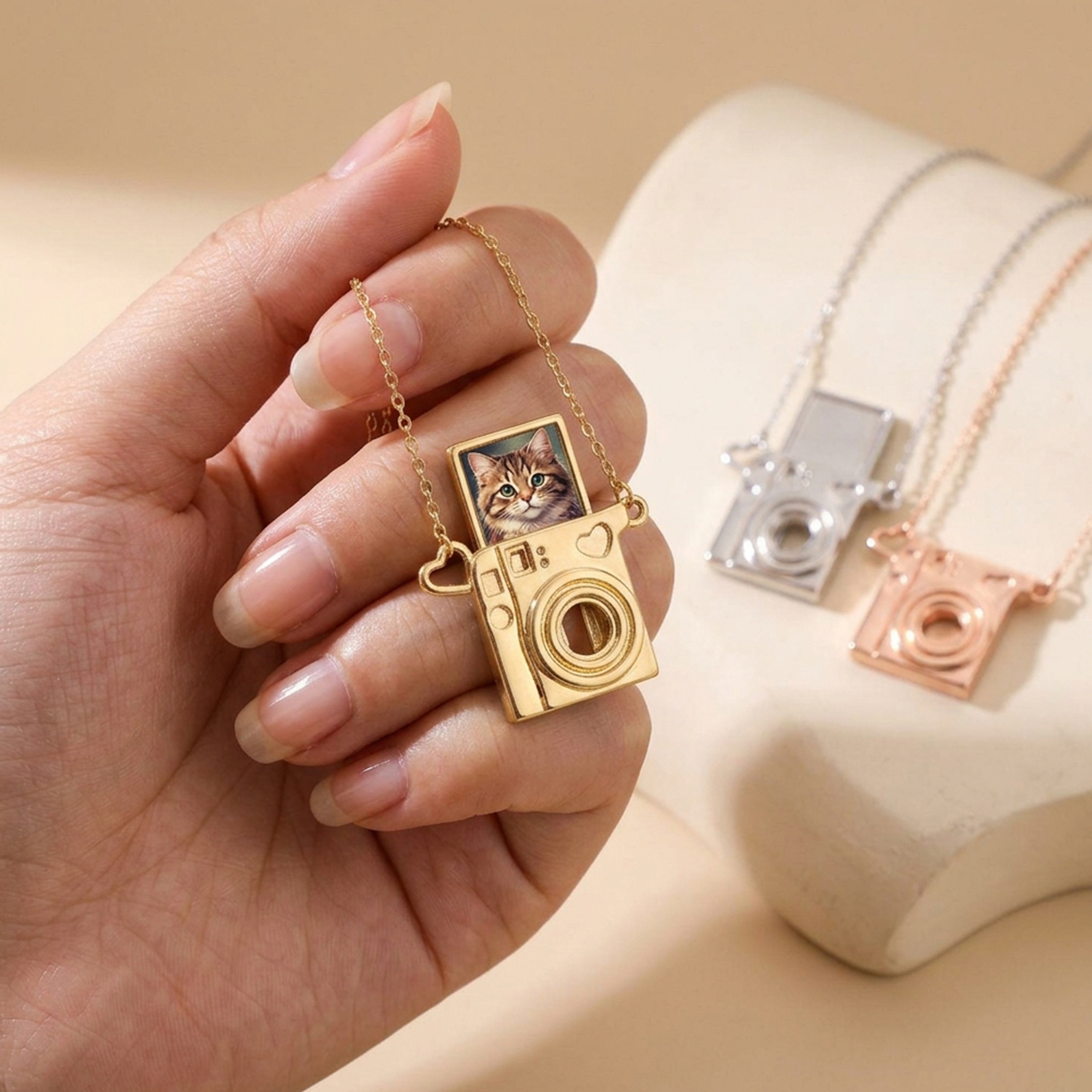 Personalized Instant camera with Photo Necklace