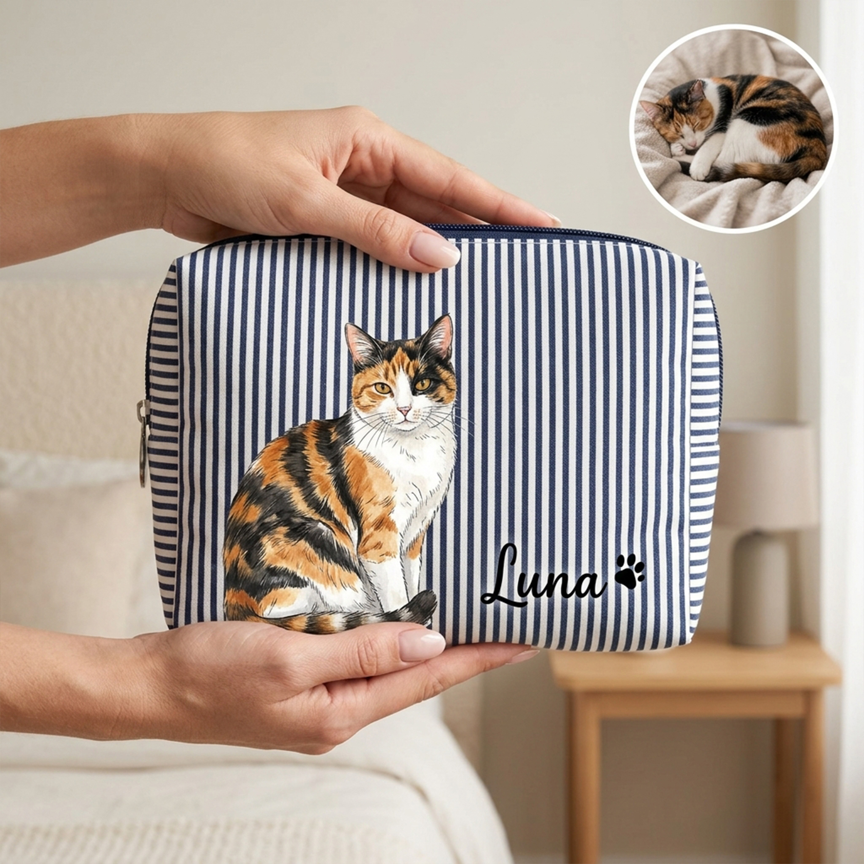 Personalized Striped Makeup Bag with Pet/Women