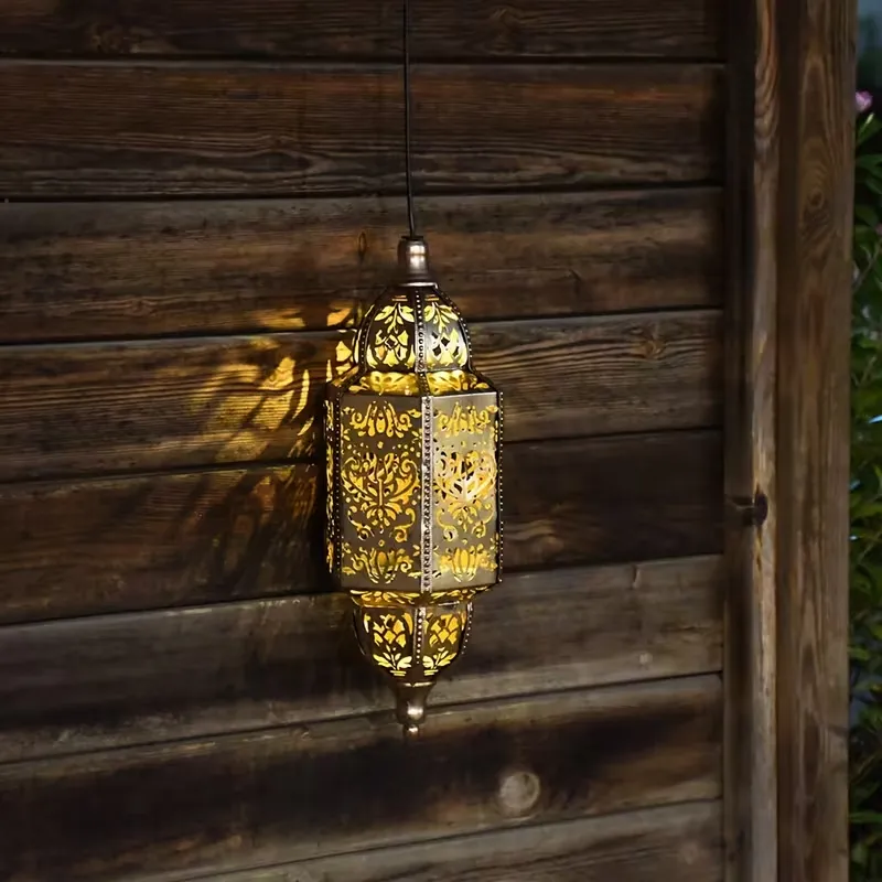 Baroque Solar Lantern: Enhance your garden’s nighttime elegance with vintage patterns that require zero wiring or maintenance. 🏺
