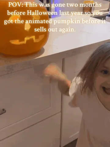 Animated Talking Pumpkin Projection Show demonstration