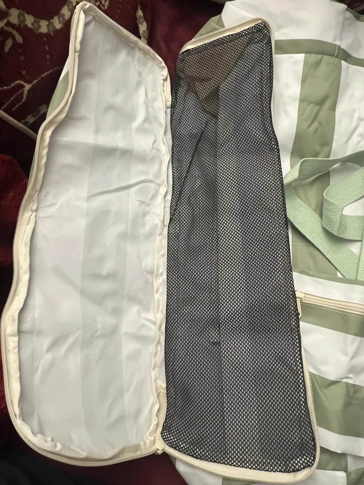 Smart Beach Bag Design (Just Wish the Zippers Were Smoother)